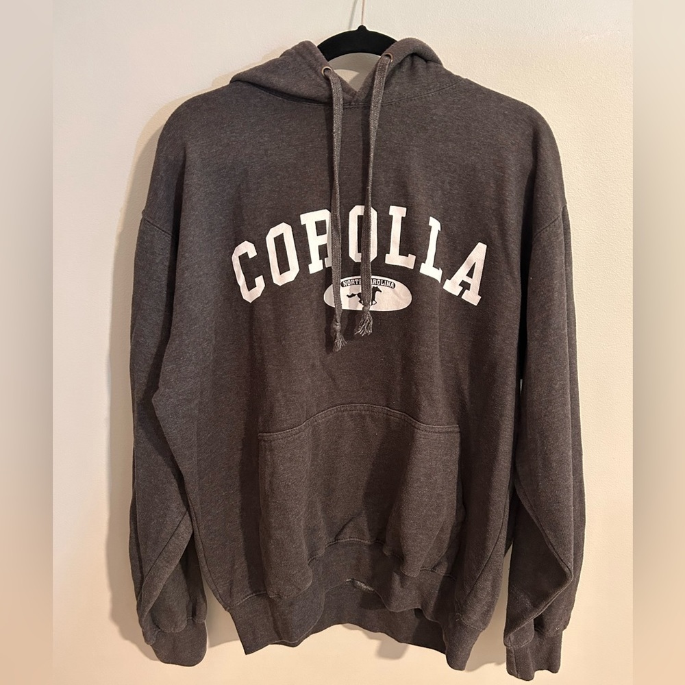 Outer Banks Authentic Corolla North Carolina Sweatshirt. Size XL.
